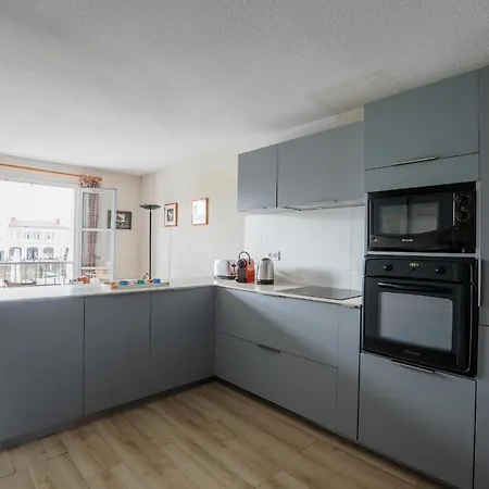 Apartamento Au Coeur Du Port, Vue Unique, Pour 6 *