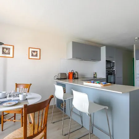 Au Coeur Du Port, Vue Unique, Pour 6